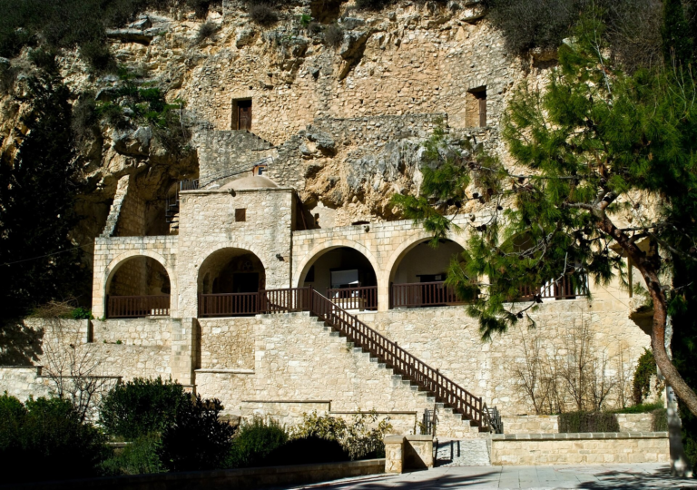 Enkleistra Sfântului Neofit Zăvorâtul, lângă Pafos