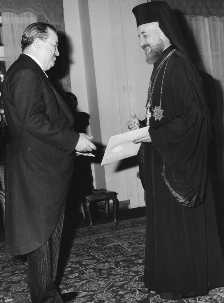Francisc Păcurariu și Arhiepiscopul Makarios, 1968