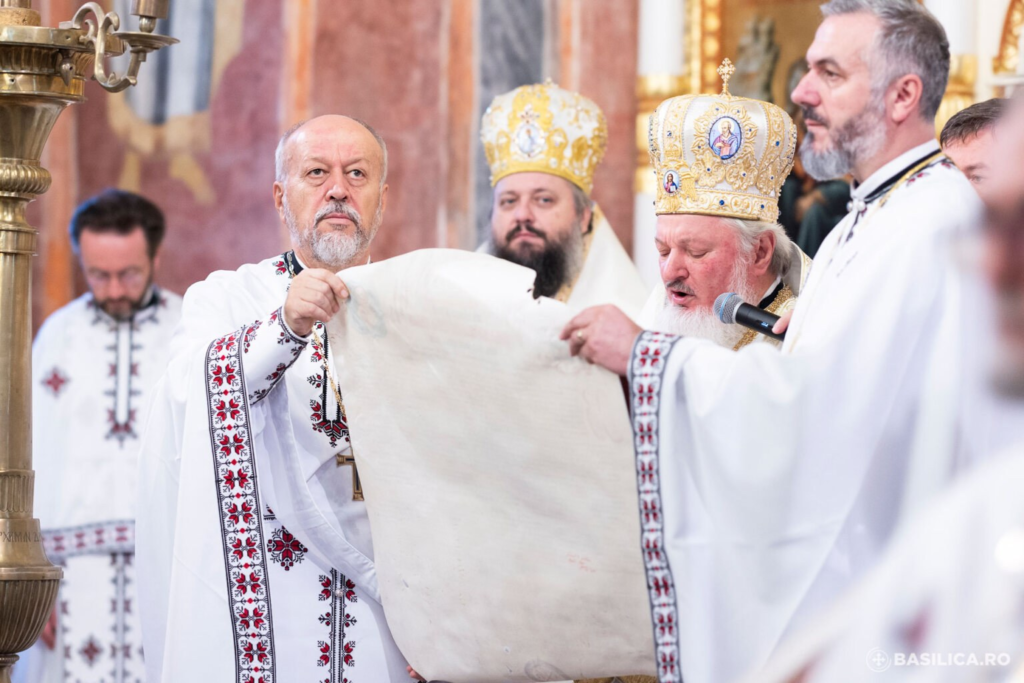 Citirea Tomosului sinodal de canonizare
